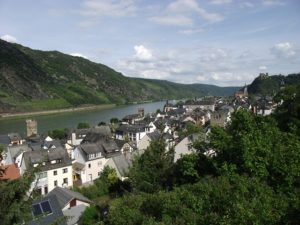 Blick auf Oberwesel am Mittelrhein