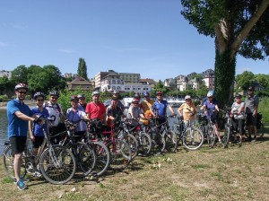 Teilnehmer der Radtour durch den Frankfurter Grüngürtel (Foto: M. Obert).